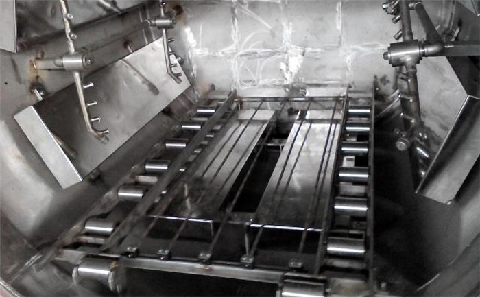 電鍍鋅液消泡劑應(yīng)用圖 電鍍鋅液消泡劑應(yīng)用圖